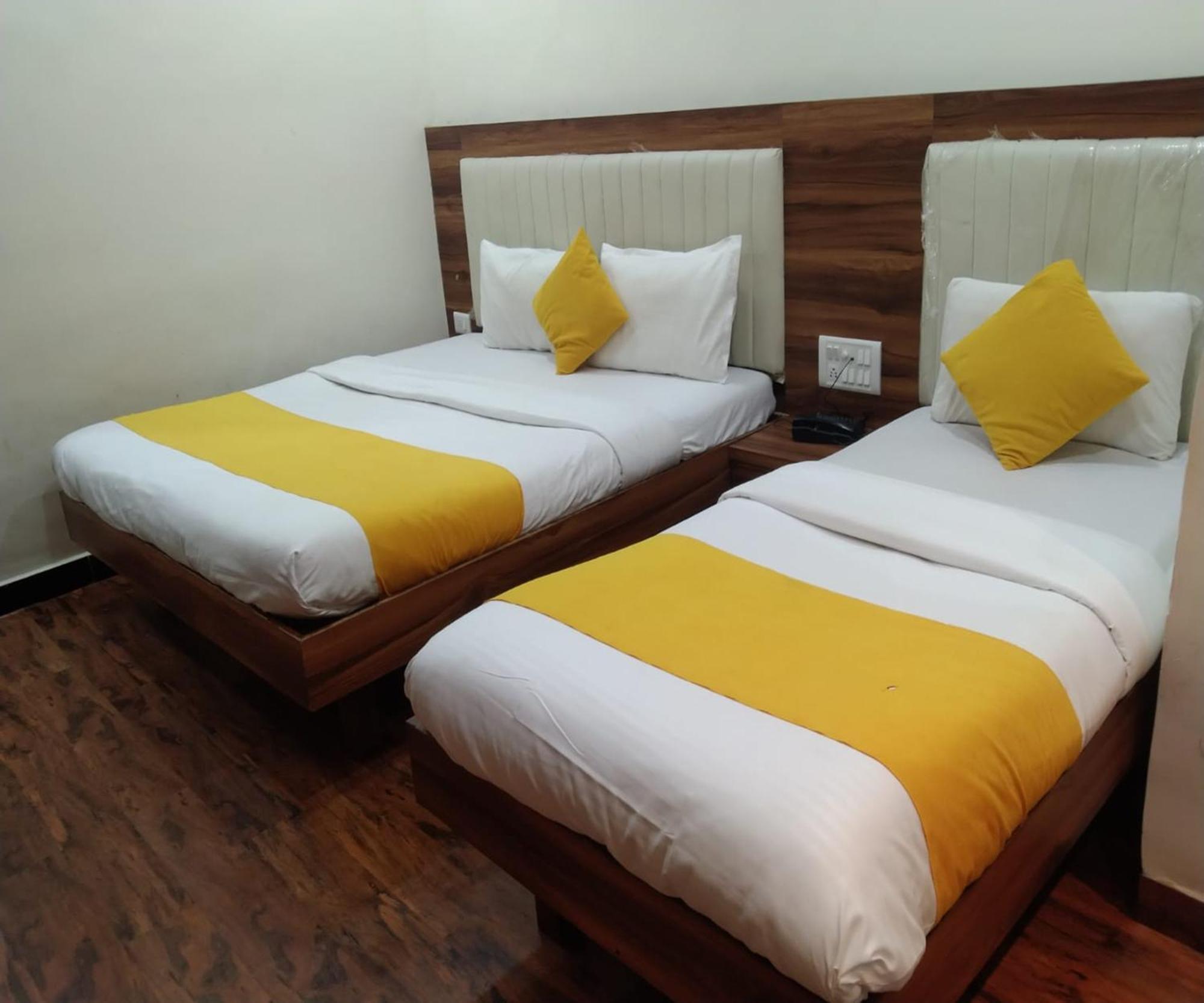 Hotel Air View Near Airport Mumbai Bagian luar foto