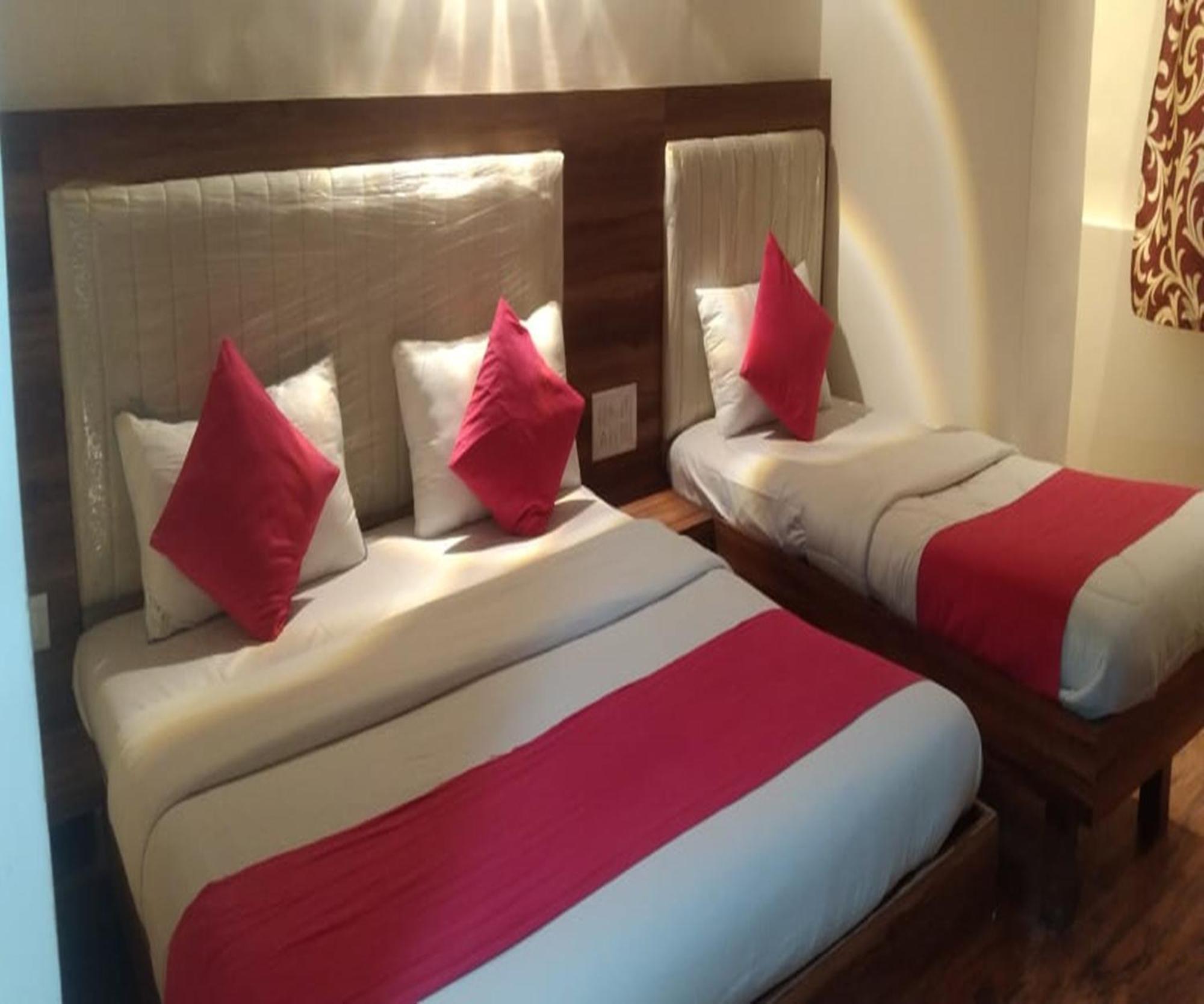 Hotel Air View Near Airport Mumbai Bagian luar foto